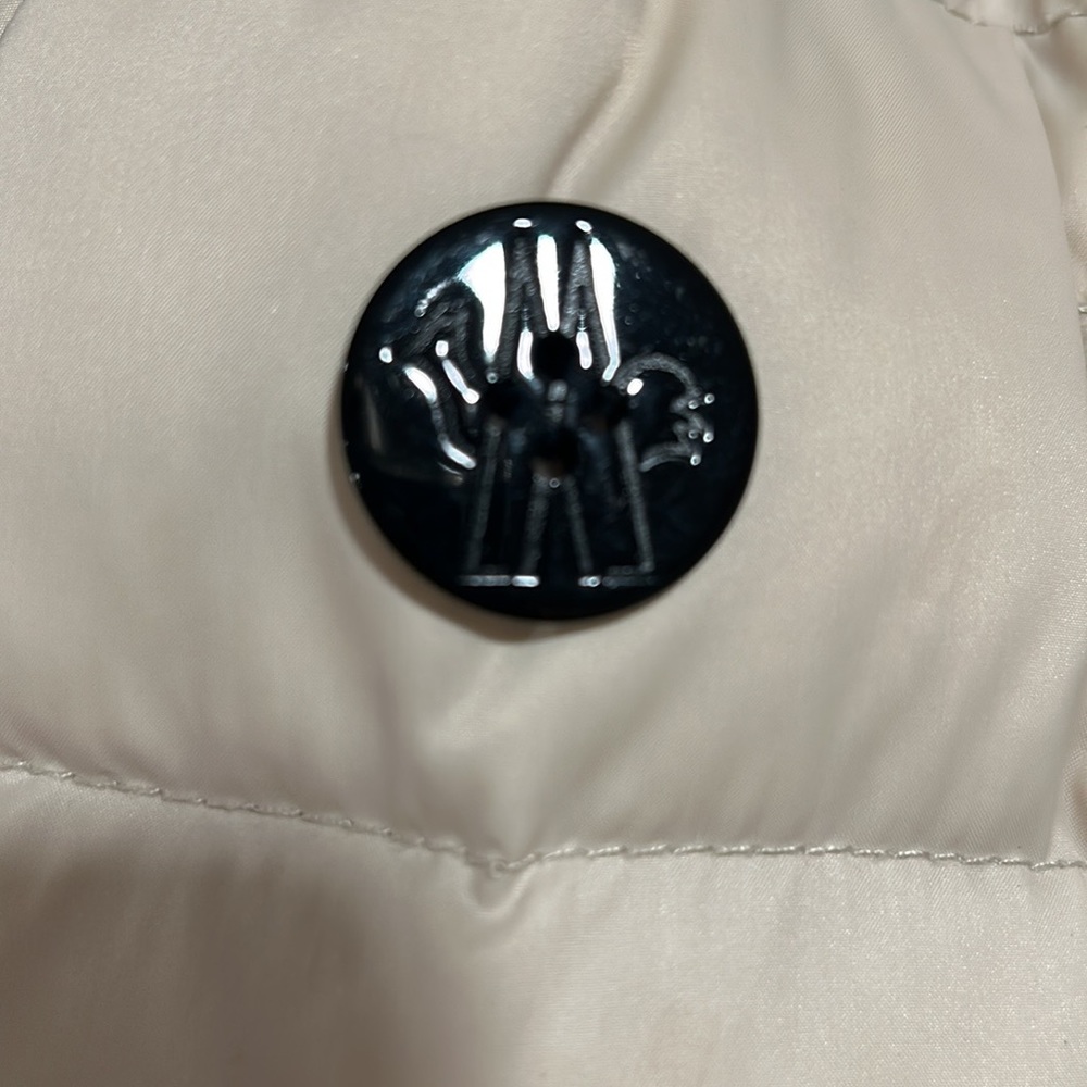 Moncler woman's jacket size 2 - Picture 8 of 16